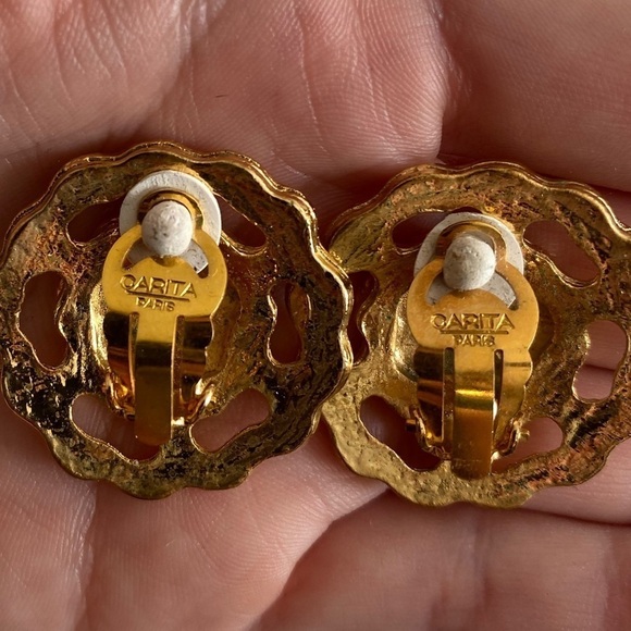 Vintage Signed Carita Paris Gold Flower Clip On Earrings - Picture 3 of 7